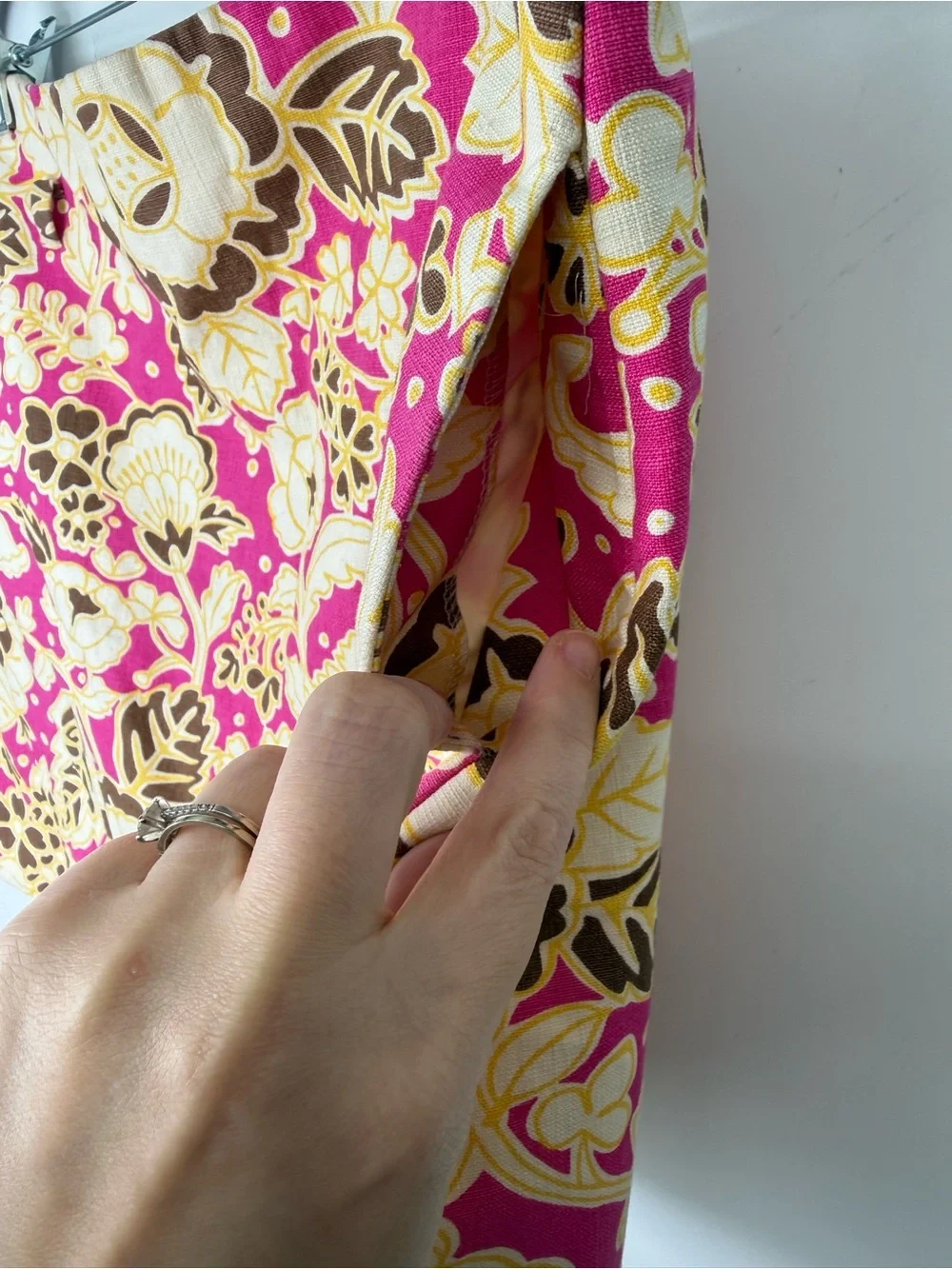 J Crew 100% cotton Floral Print Mini Skirt in Pink and Cream size 10